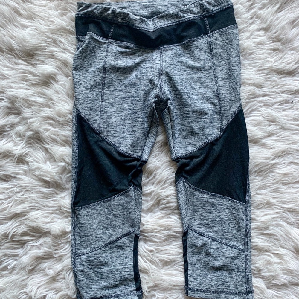 Mesh Capri Sport Pants